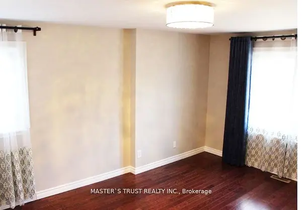 2253 Constance DR, Oakville, ON L6J 5L8