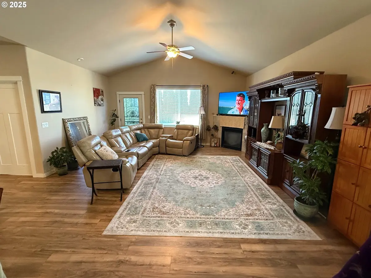 Address not disclosed, Beaverton, OR 97078