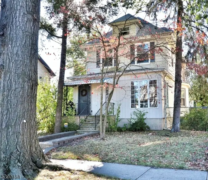 164 East Clay Ave, Roselle Park Boro, NJ 07204