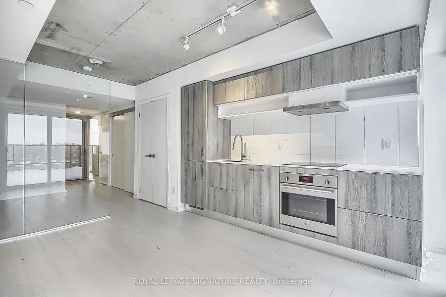 5 Soudan AVE #816, Toronto C10, ON M4S 1V5