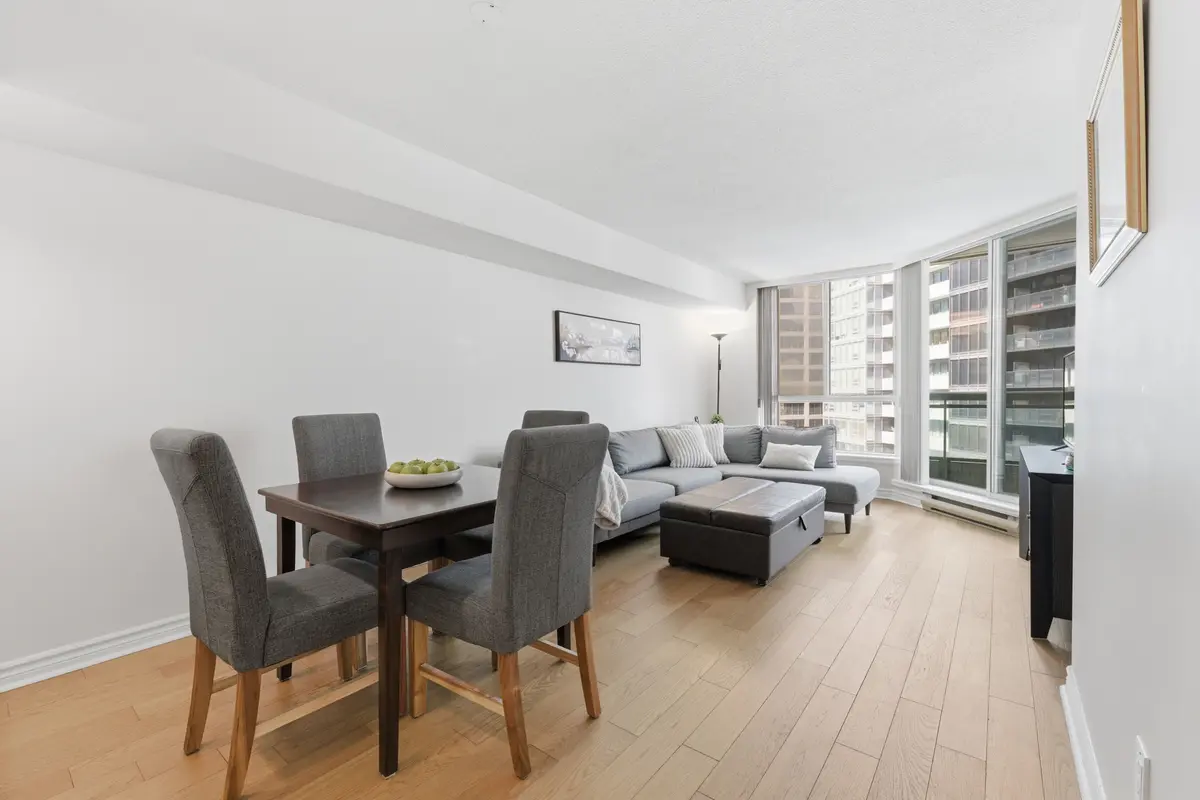 38 Elm ST #1603, Toronto C01, ON M5G 2K5