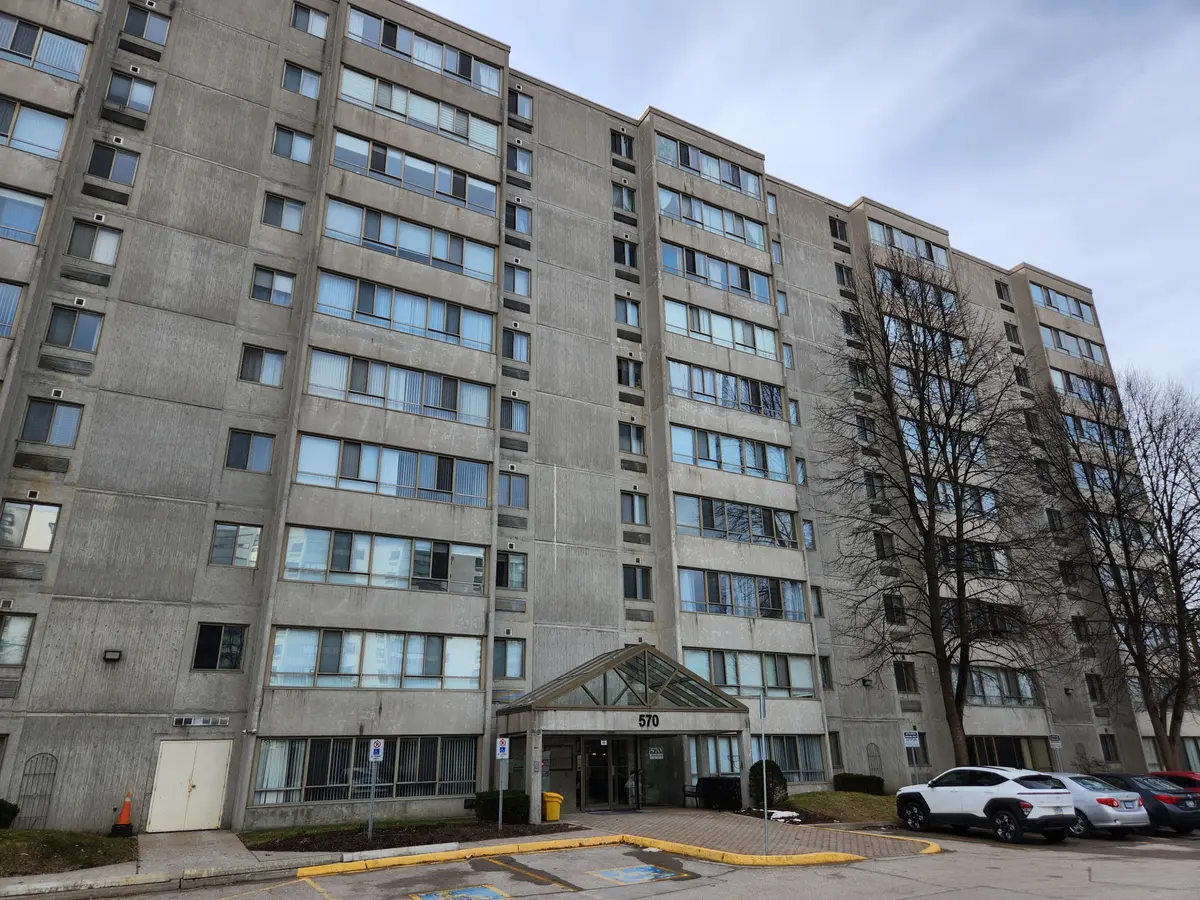 570 Proudfoot LN #309, London North, ON N6H 4Z1