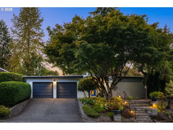 2641 SW RIDGE DR, Portland, OR 97219