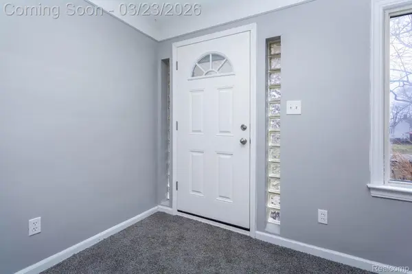 9712 Cherokee ST, Taylor, MI 48180