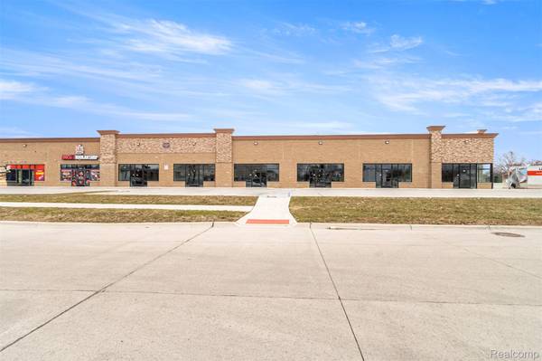 7600 Greenfield RD, Dearborn, MI 48126