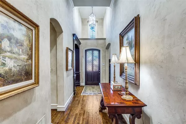 5620 Shubert Court, Dallas, TX 75252