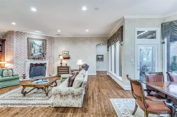 5620 Shubert Court, Dallas, TX 75252