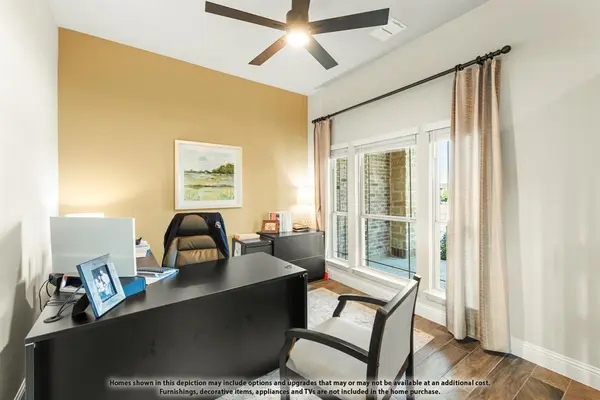 129 Silverleaf Drive, Balch Springs, TX 75181