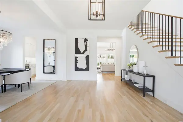 9562 Lakemont Drive, Dallas, TX 75220