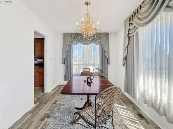 2116 CASCADE WAY, Longview, WA 98632