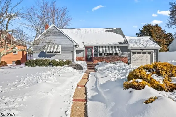 114 Memorial Pkwy, Atlantic Highlands Boro, NJ 07716