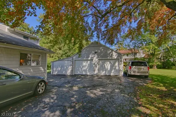 96 Parsippany Rd, Hanover Twp., NJ 07981