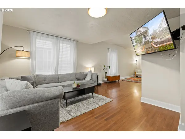 1552 N PRESCOTT ST, Portland, OR 97217