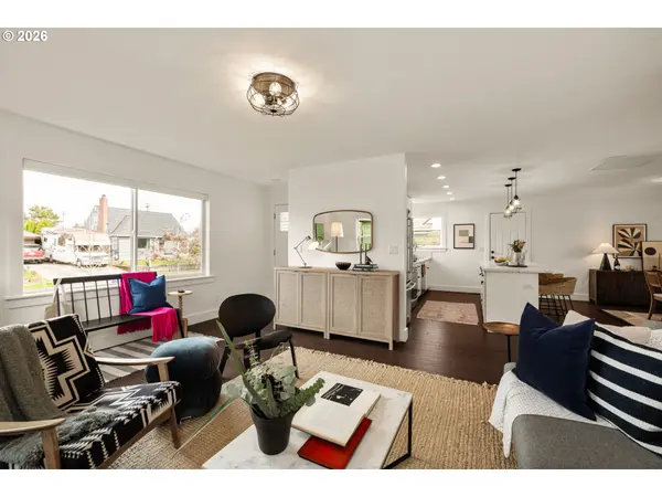 9120 SE MARKET ST, Portland, OR 97216