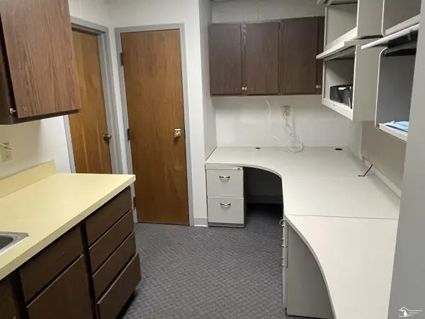 905 N Macomb ST, Monroe, MI 48162