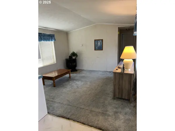 2801 SW HOUTAMA RD, Pendleton, OR 97801