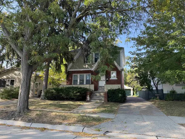 7301 Henry, MI 48015