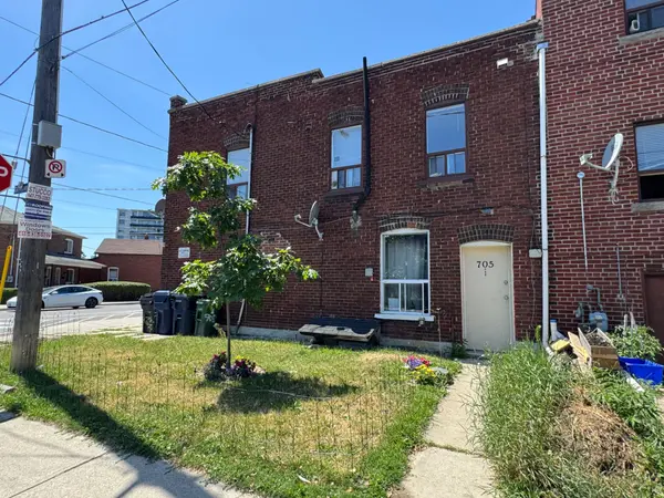 705 Vaughan RD W #Triplex, Toronto C03, ON M6E 2Y8