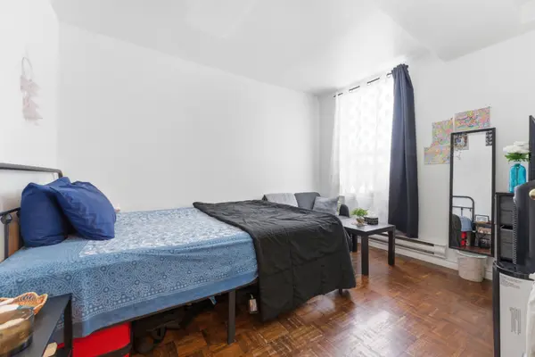 705 Vaughan RD W #Triplex, Toronto C03, ON M6E 2Y8