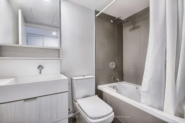 5 Soudan AVE #816, Toronto C10, ON M4S 1V5