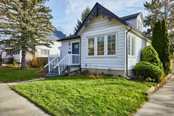 131 Alma ST, Oshawa, ON L1G 2C1