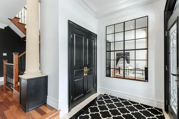 52 Athlone RD, Toronto E03, ON M4J 4H4