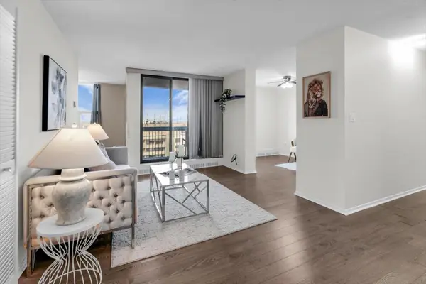 90 Ling RD #PH109, Toronto E10, ON M1E 4Y3