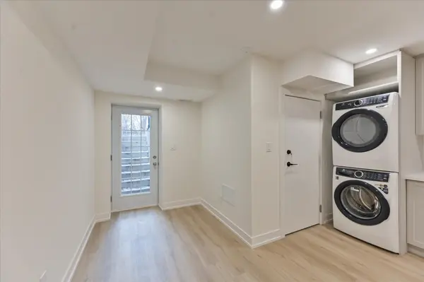 91 Hogarth AVE #Lower, Toronto E01, ON M4K 1K5