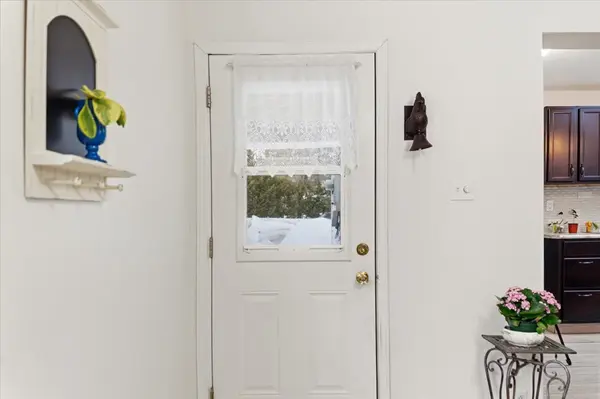 755 Happy Vale DR, Innisfil, ON L9S 2E5