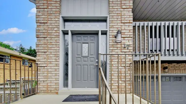 17 Porritt ST #MAIN, Barrie, ON L4N 6Y5