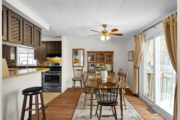 3 DONALD DR, Oro-medonte, ON L0L 1T0