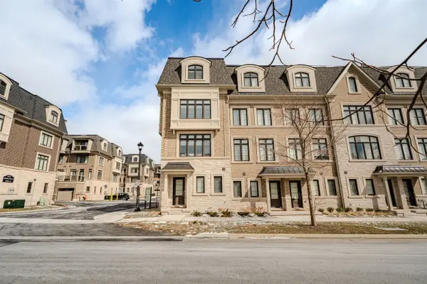 2119 Lillykin ST #8, Oakville, ON L6H 8A5