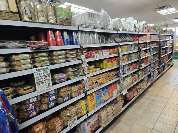 2800 Skymark AVE #10, Mississauga, ON L4W 5A6