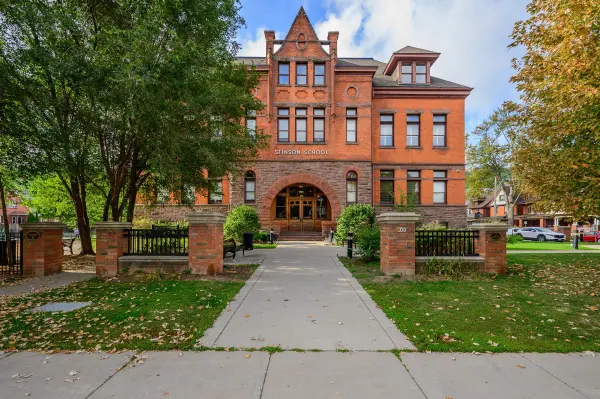 200 Stinson ST #107, Hamilton, ON L8N 4J5