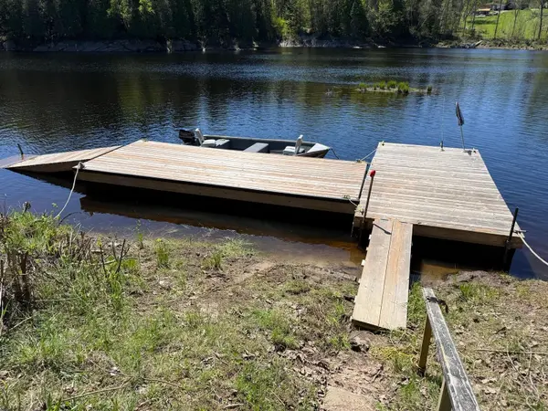 3 Keele RD, Whitestone, ON P0A 1G0