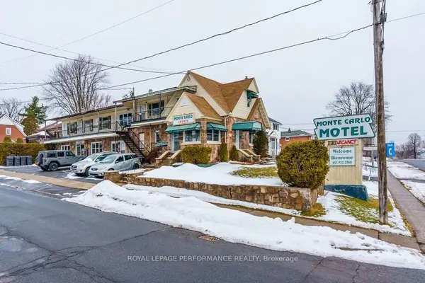 1606 + 1700 MONTREAL RD, Cornwall, ON K6H 1G1