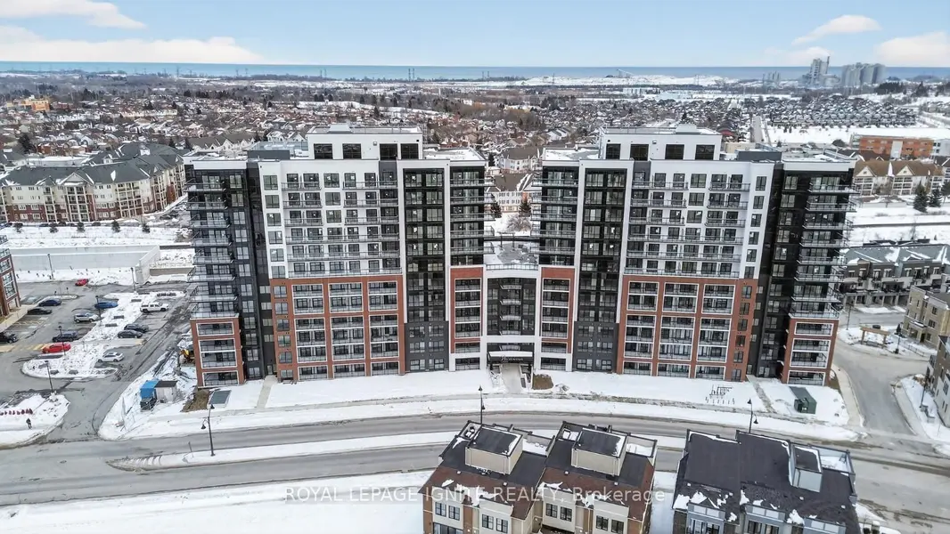 51 Clarington BLVD #226, Clarington, ON L1C 7J8
