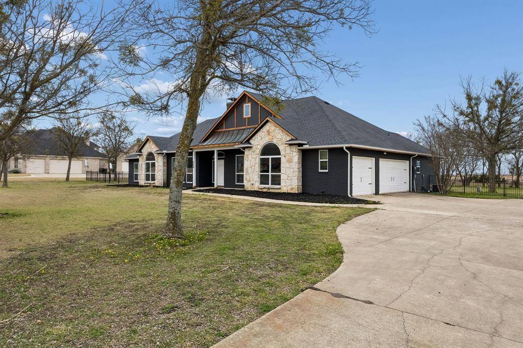 984 Equestrian Drive, Rockwall, TX 75032