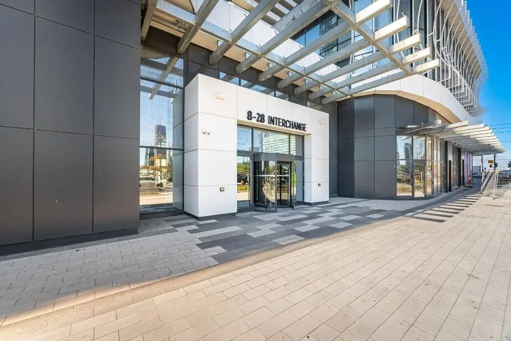 28 Interchange WAY #101, Vaughan, ON L4K 0P8