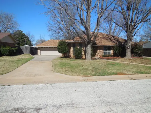 105 Mustang Drive, Graham, TX 76450