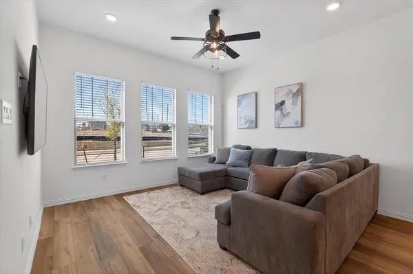 3038 Opera Way, Sachse, TX 75048