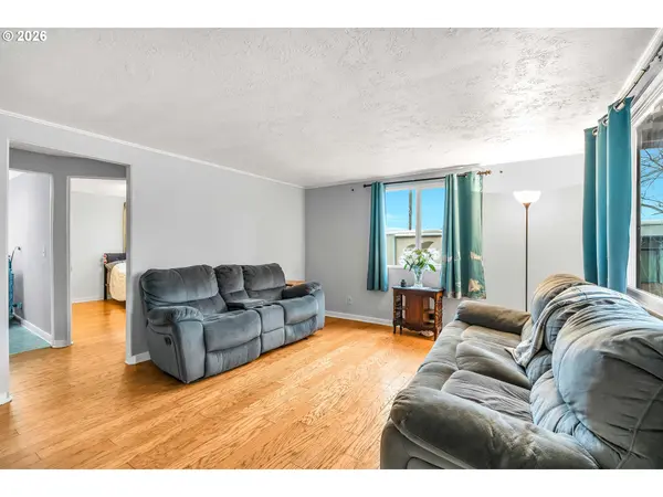 863 NE POPLAR ST, Clatskanie, OR 97016