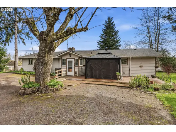 1935 WESTSIDE HWY, Kelso, WA 98626