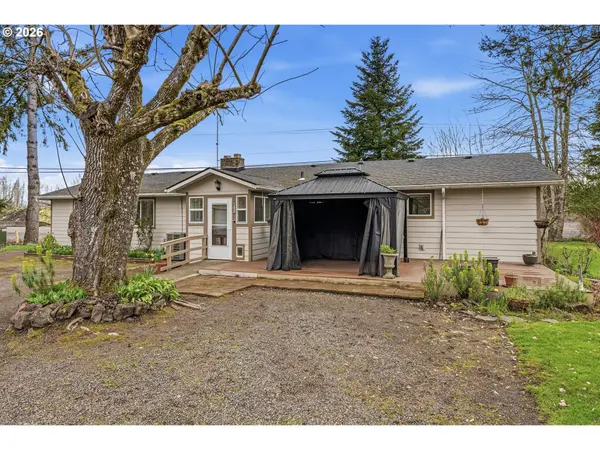 1935 WESTSIDE HWY, Kelso, WA 98626