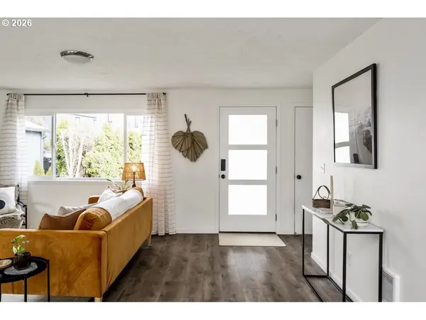 2630 NE SARATOGA ST, Portland, OR 97211