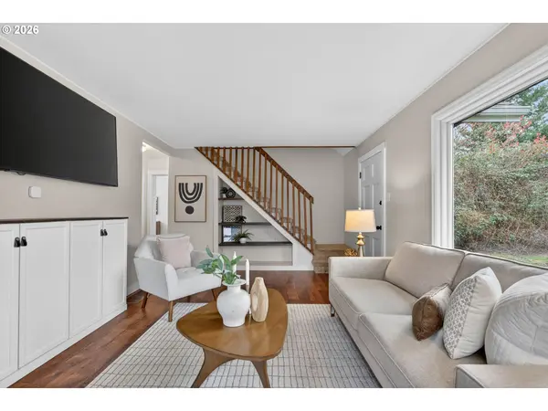 210 SE 218TH AVE, Gresham, OR 97030