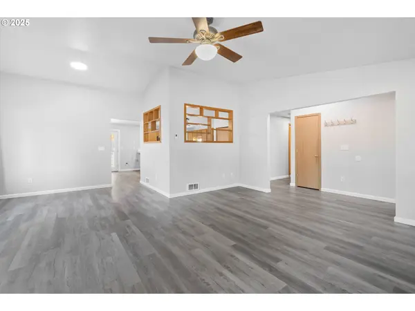 15711 DEEDON LN, La Pine, OR 97739