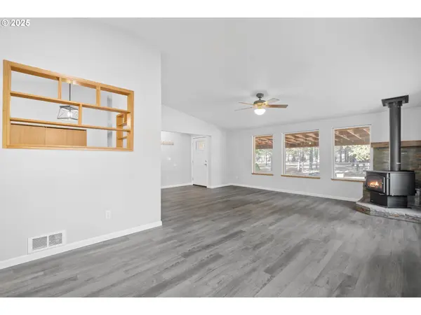 15711 DEEDON LN, La Pine, OR 97739