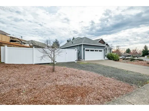 684 NW JASPER ST, Dallas, OR 97338