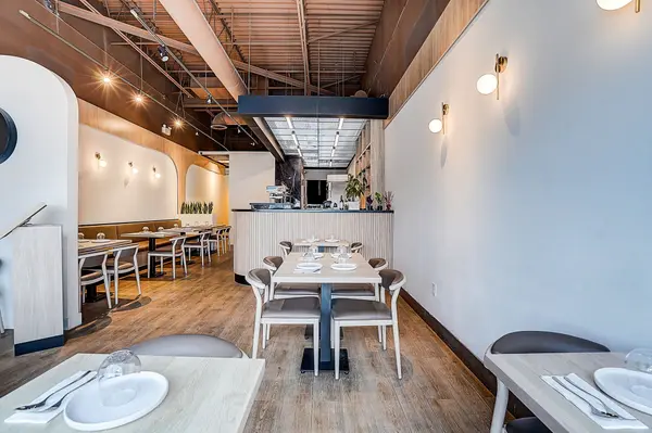 16 Vogell RD #D, Richmond Hill, ON L4B 3K4